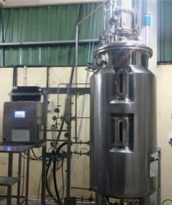 Industrial fermentation tank designed for efficient microbial and biotech production processes