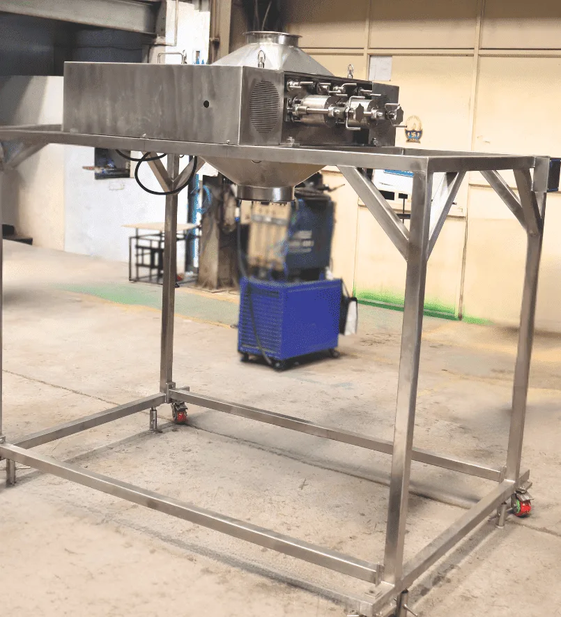 Stainless steel granulator machine with hopper