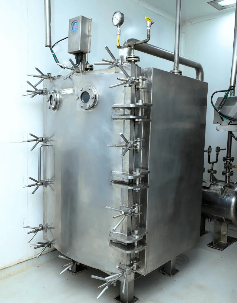 Stainless steel industrial vacuum tray dryer used for drying heat-sensitive materials